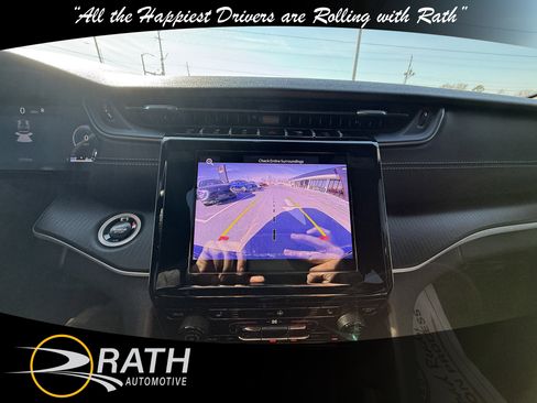 Used 2025 Jeep Grand Cherokee Altitude image 15