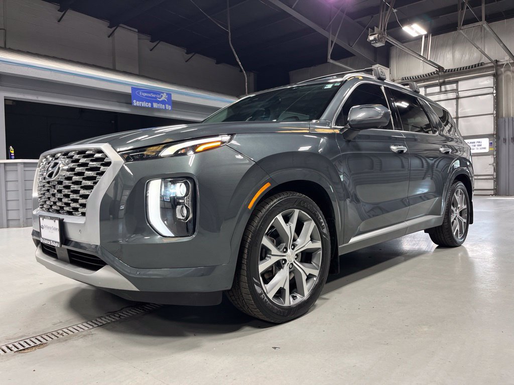 Used 2022 Hyundai Palisade Limited w/ Cargo Package AWD/4WD image 3