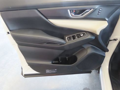 Used 2022 Subaru Ascent Limited AWD/4WD image 18