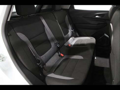 Certified 2024 Chevrolet TrailBlazer LT w/ LT Cold Weather Package image 18