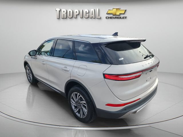 Used 2024 Lincoln Corsair FWD image 3