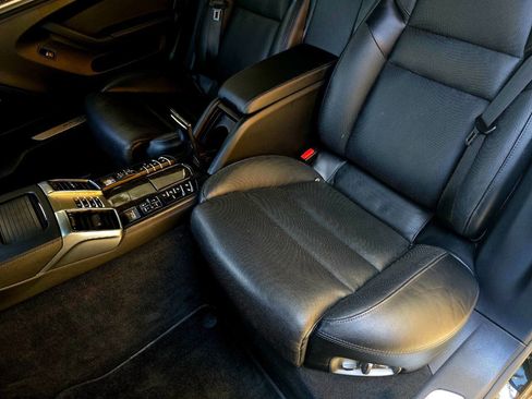 Used 2014 Porsche Panamera image 89