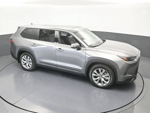 Used 2025 Toyota Grand Highlander AWD image 56