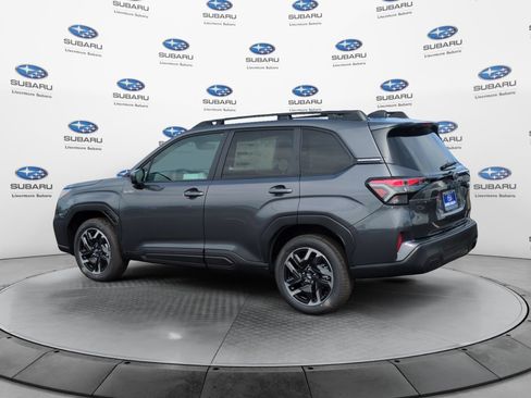 New 2026 Subaru Forester Premium AWD/4WD image 3