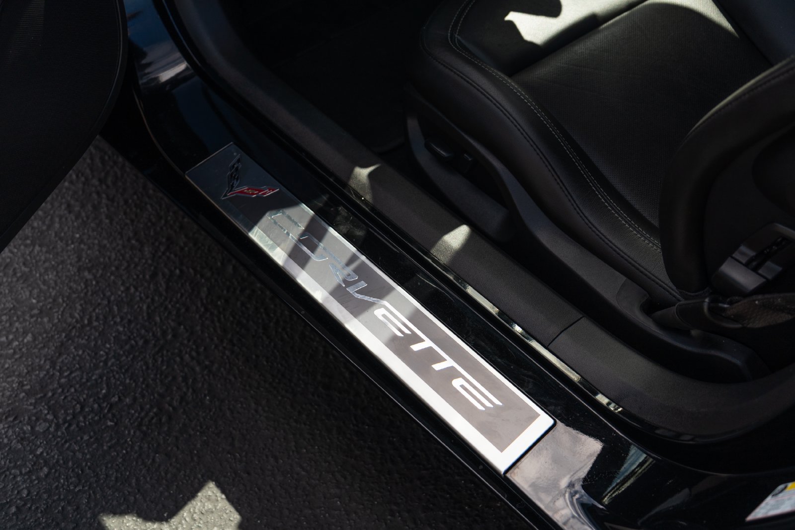 Used 2019 Chevrolet Corvette Stingray Convertible w/ 1LT RWD image 18
