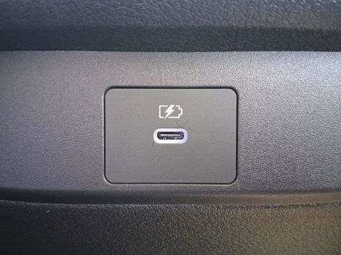 New 2026 Nissan Sentra SV w/ SV Convenience Package FWD image 24