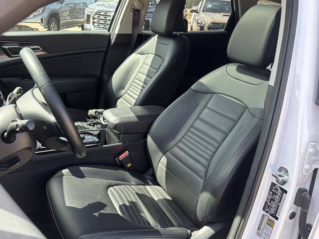 Used 2024 Kia Sportage SX FWD image 7
