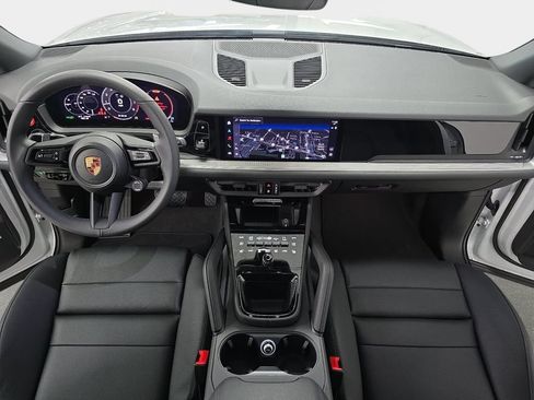 Certified 2026 Porsche Cayenne AWD/4WD image 12