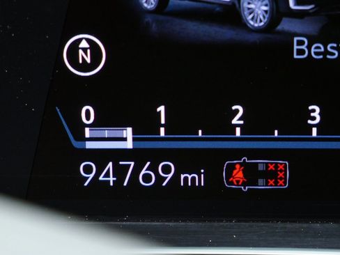 Used 2021 Cadillac Escalade Premium Luxury w/ Driver Assist Tech Package image 26