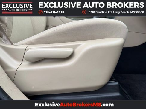 Used 2018 Jeep Grand Cherokee Laredo image 17