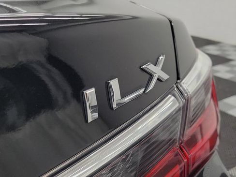 Used 2021 Acura ILX w/ Premium Package FWD image 9