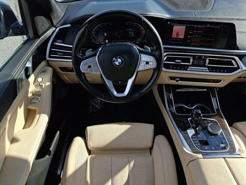 Used 2021 BMW X7 xDrive40i w/ Luxury Seating Package image 11