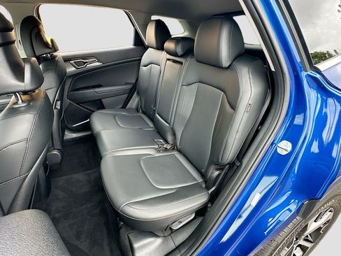 Certified 2024 Kia Sportage EX image 23