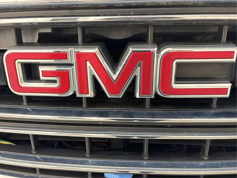 Used 2017 GMC Sierra 1500 SLE AWD/4WD image 9