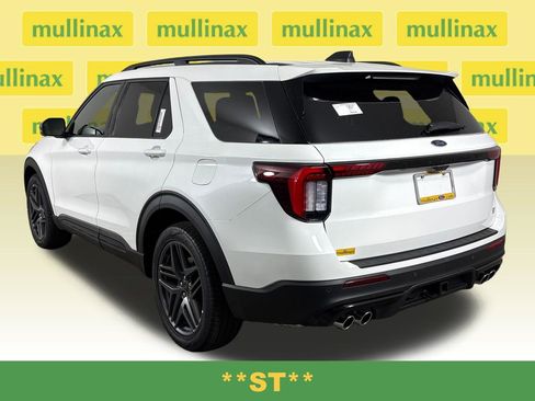 New 2026 Ford Explorer ST RWD image 12