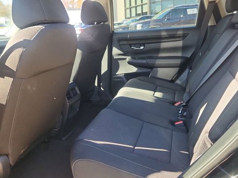 Used 2025 Honda CR-V LX image 12