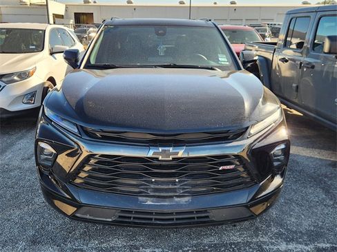 Used 2023 Chevrolet Blazer RS image 2