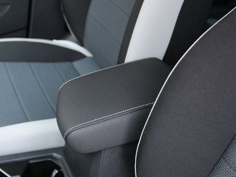 New 2025 Volkswagen Taos S image 7