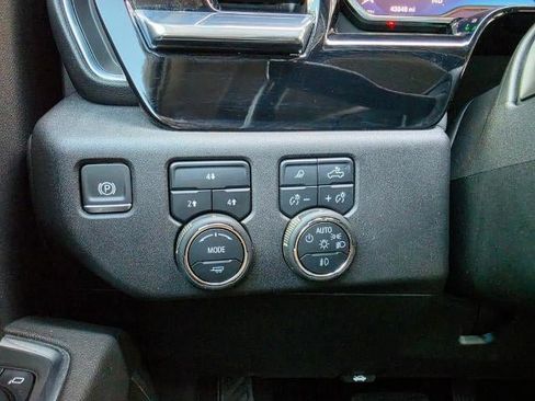Used 2025 Chevrolet Silverado 2500 LT w/ All Star Edition AWD/4WD image 28