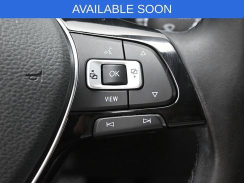 Used 2019 Volkswagen Tiguan SE AWD/4WD image 17