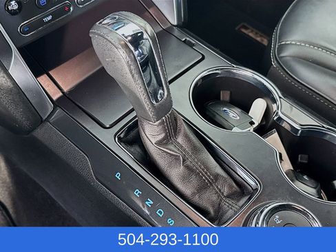 Used 2018 Ford Explorer Platinum image 17