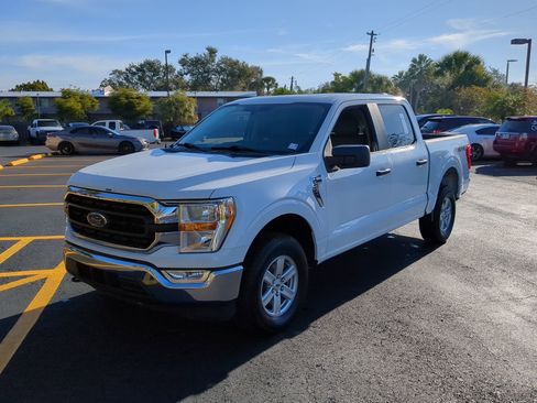 Used 2021 Ford F150 XLT image 10