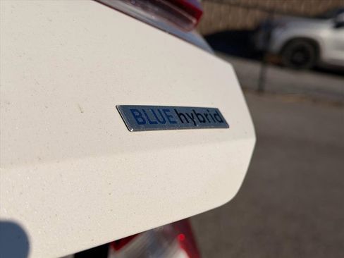 New 2026 Hyundai Elantra Blue image 24