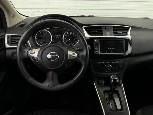 Used 2019 Nissan Sentra SV image 13