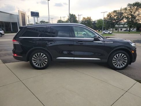 Certified 2024 Lincoln Aviator Reserve w/ Elements Package Plus AWD/4WD image 4