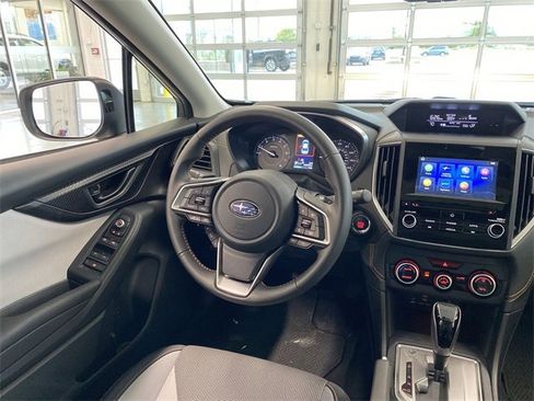 Used 2023 Subaru Crosstrek 2.0i Premium image 9