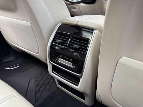 Used 2021 BMW X5 xDrive40i w/ M Sport Package AWD/4WD image 17