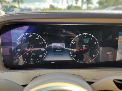 Used 2020 Mercedes-Benz S 560 Sedan image 23
