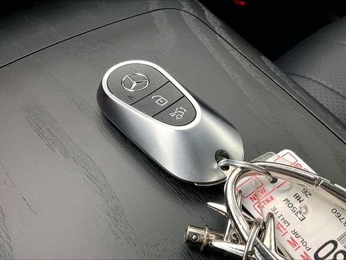 Used 2026 Mercedes-Benz E 350 Sedan image 12