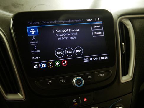 Used 2023 Chevrolet Malibu LT FWD image 22