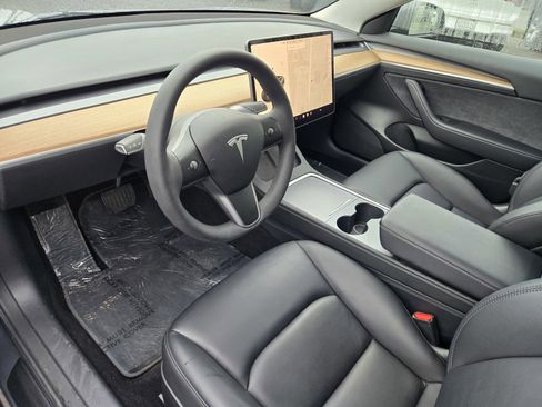 Used 2023 Tesla Model 3 Long Range image 10