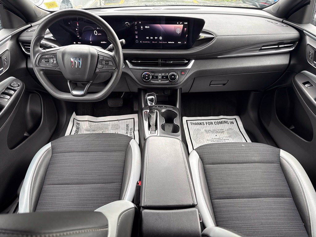 Used 2024 Buick Envista Preferred FWD image 17