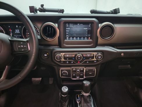 Used 2019 Jeep Wrangler Unlimited Sport S image 20