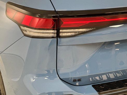 New 2026 Volkswagen Tiguan SE R-Line AWD/4WD image 25
