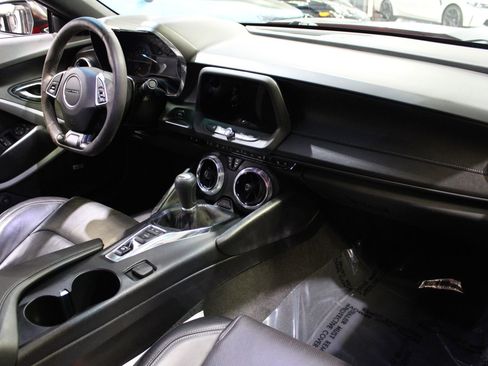 Used 2019 Chevrolet Camaro LT w/ 1LE Track Performance Package RWD image 30