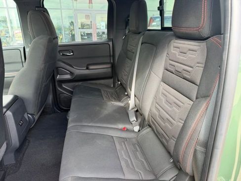 Used 2025 Nissan Frontier PRO-4X image 12