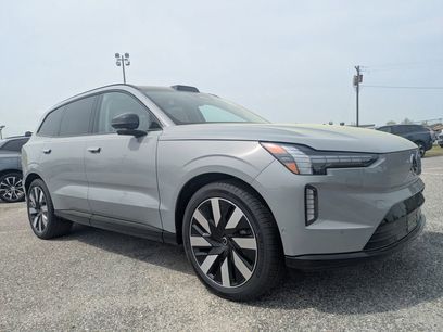New 2025 Volvo EX90 Ultra