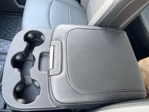 New 2025 RAM 3500 Tradesman w/ Chrome Appearance Group image 31