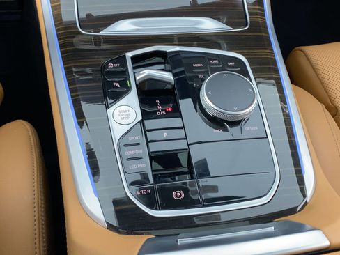 Certified 2024 BMW X5 sDrive40i w/ M Sport Package image 16