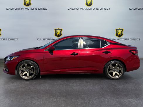 Used 2020 Nissan Sentra SV FWD image 2