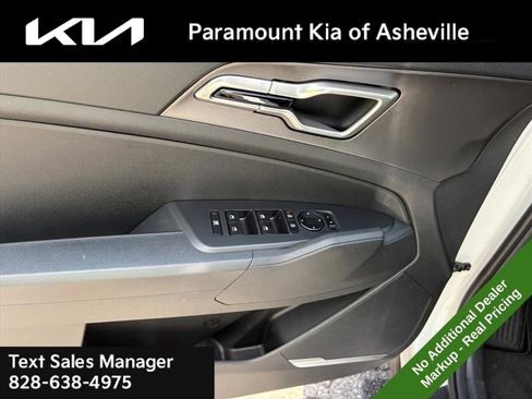 New 2026 Kia Sportage LX AWD/4WD image 24