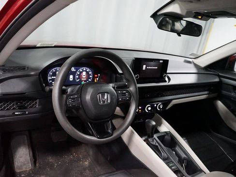 Used 2023 Honda Accord LX image 7
