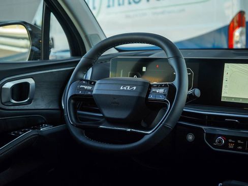 New 2026 Kia Sorento SX image 17