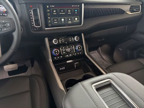 Used 2024 GMC Yukon Denali w/ LPO, Floor Liner Package image 16