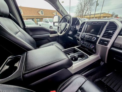 Used 2020 Ford F250 Lariat image 7