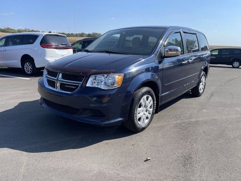 Used 2015 Dodge Grand Caravan SE w/ Quick Order Package 29E SE image 5